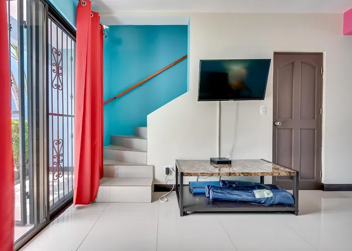 Apartamento Playas Del Coco: Pool & Private Terrace Coco