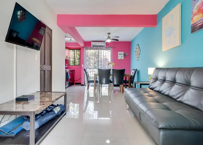 Playas Del Coco: Pool & Private Terrace Apartamento